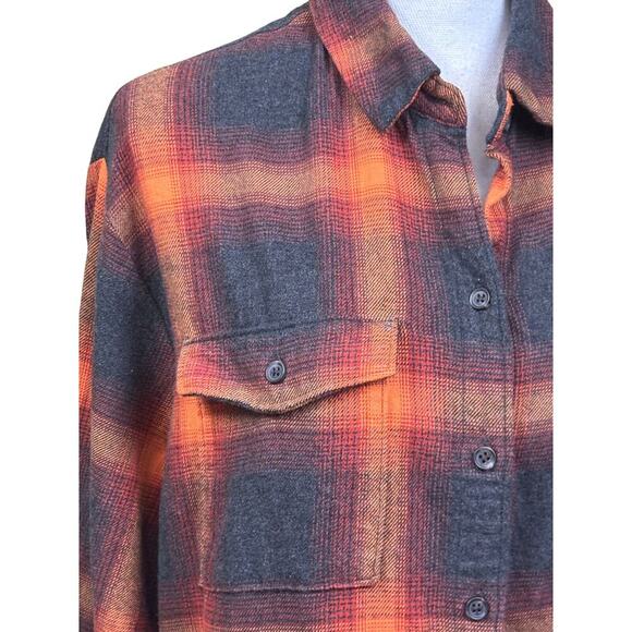 Old Navy Taylor Swift Evermore Boyfriend shirt, iconic, autumn grunge, softgirl - Picture 4 of 6